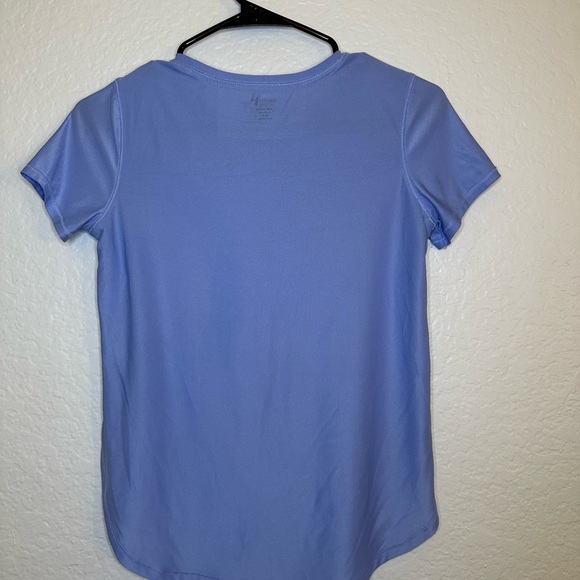 Old navy set of large active tee shirt - Picture 2 of 6